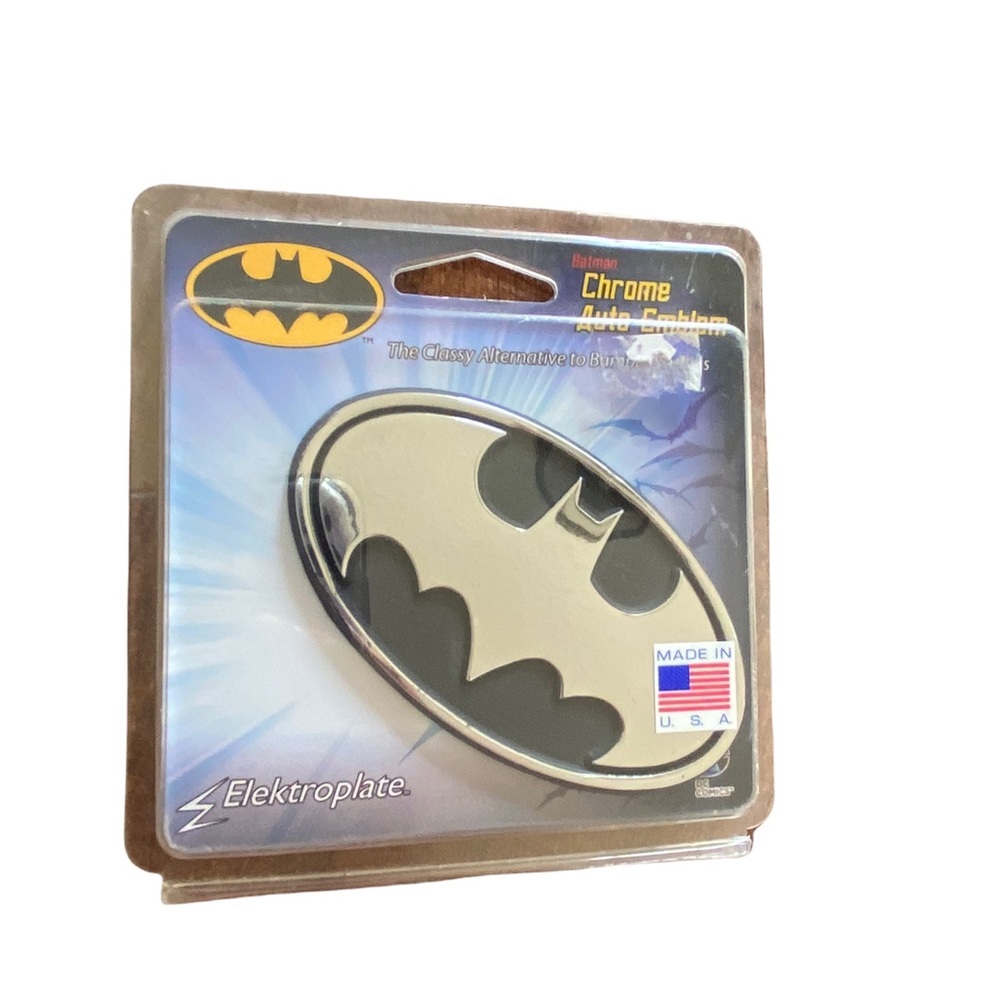 {Batman} Bundle pack- drawstring bag, chrome car decal and Lanyard nwt - Picture 5 of 8